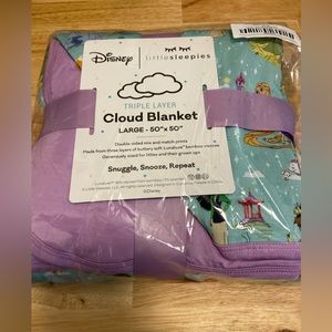 Little sleepies Disney princess cloud blanket